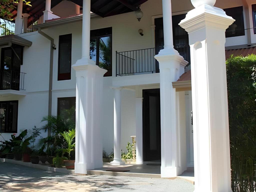 The Mgs Hotel Elpitiya  Екстериор снимка