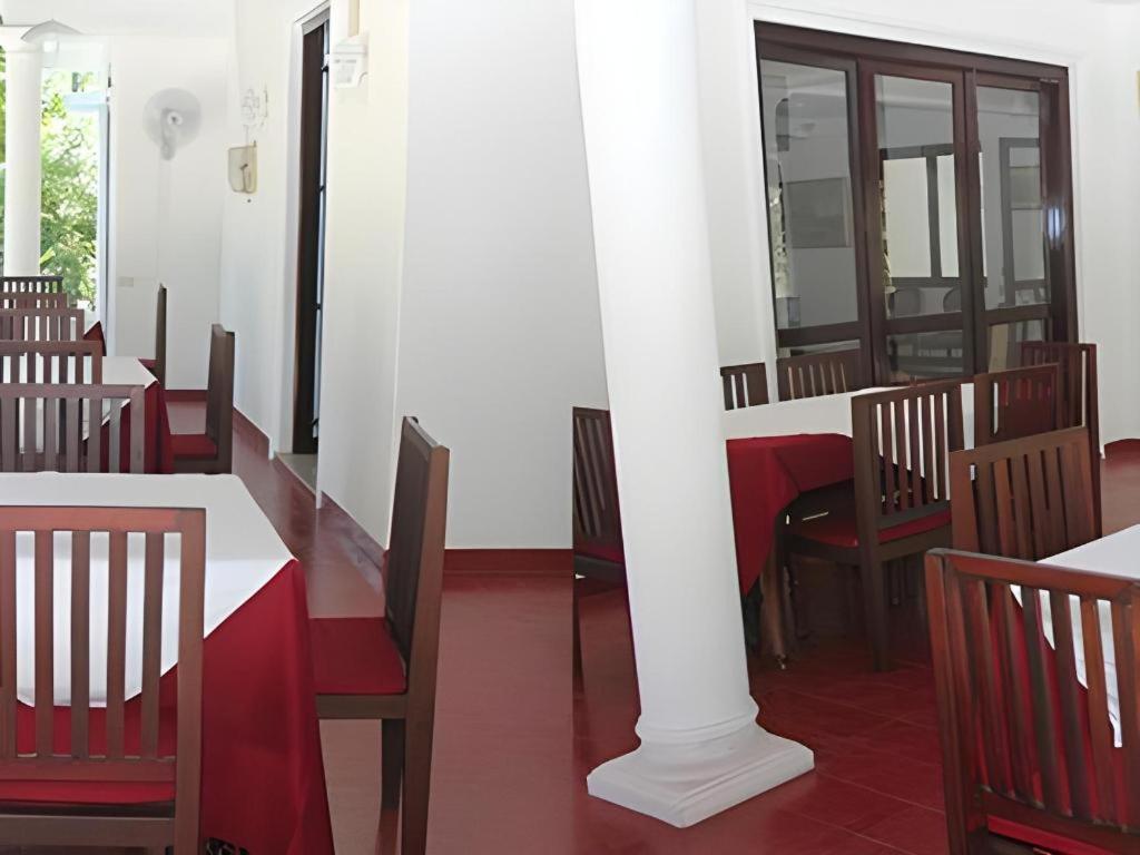 The Mgs Hotel Elpitiya  Екстериор снимка