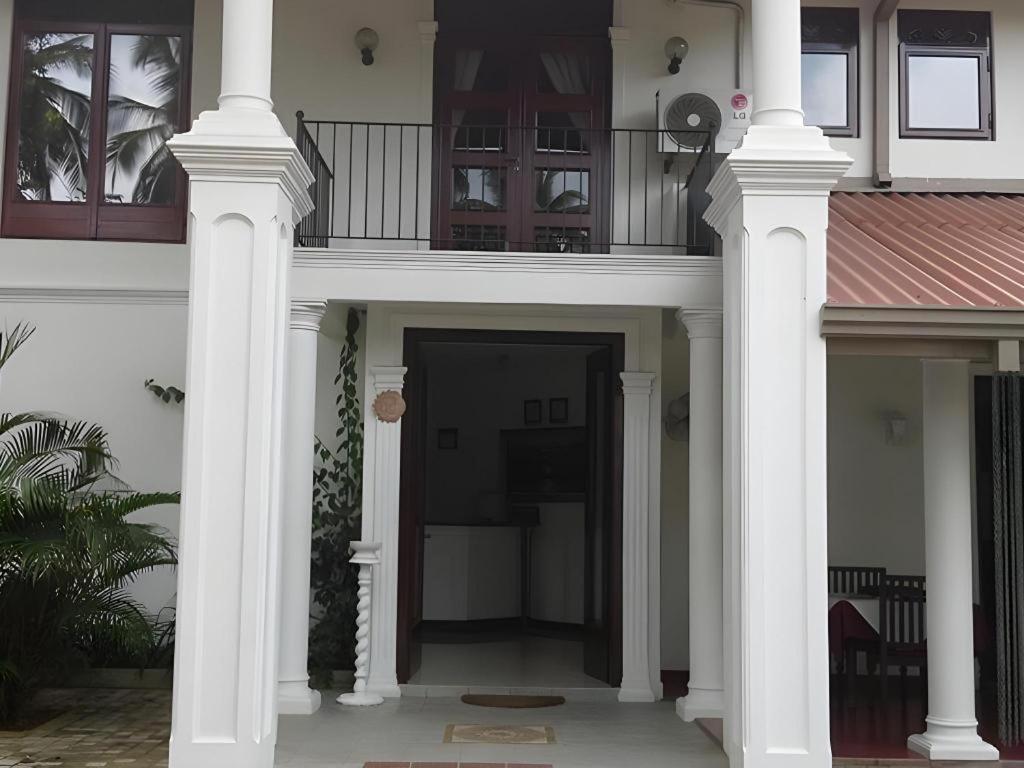 The Mgs Hotel Elpitiya  Екстериор снимка