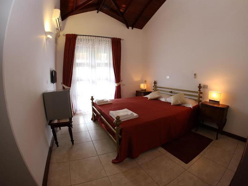 The Mgs Hotel Elpitiya  Екстериор снимка