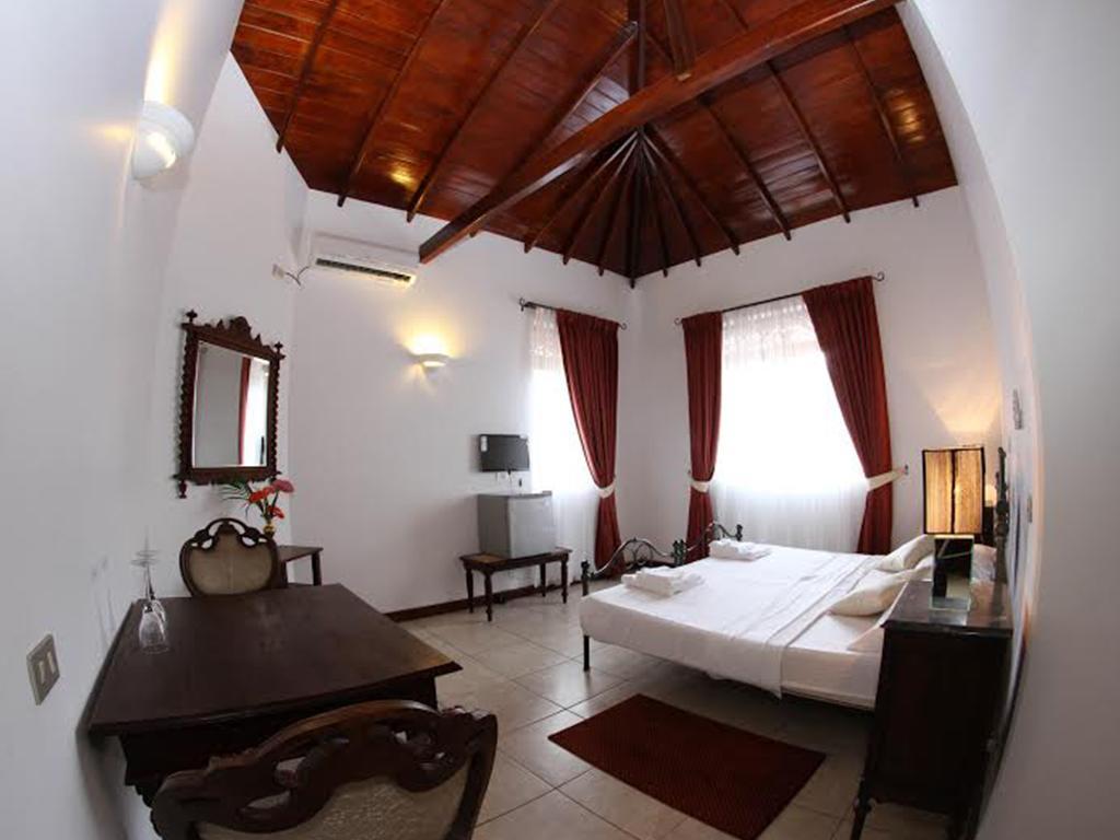 The Mgs Hotel Elpitiya  Екстериор снимка